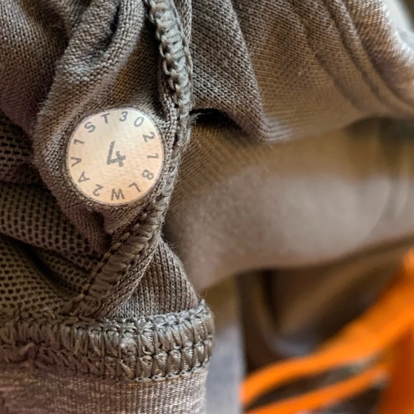 Long Lined Energy Bra *Medium Support, B–D Cups - Picture 5 of 5